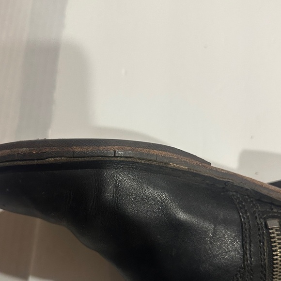 UGG Black Leather Fabrizia biker ankle booties side zipper 2 side belt buckles - Picture 11 of 16